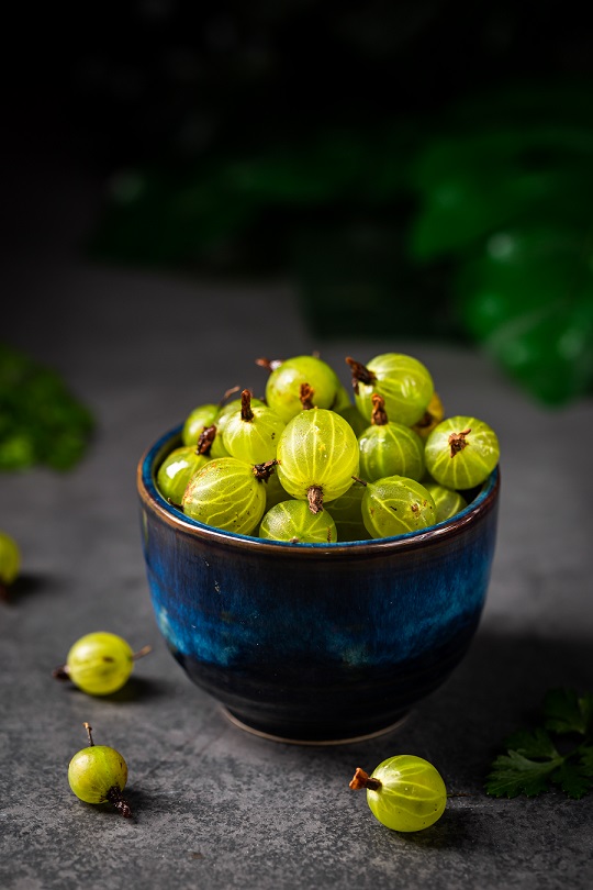 berries-green-gooseberry.jpg